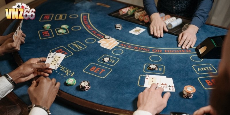 Baccarat online là trò chơi cá cược rất phổ biến trong casino trực tuyến